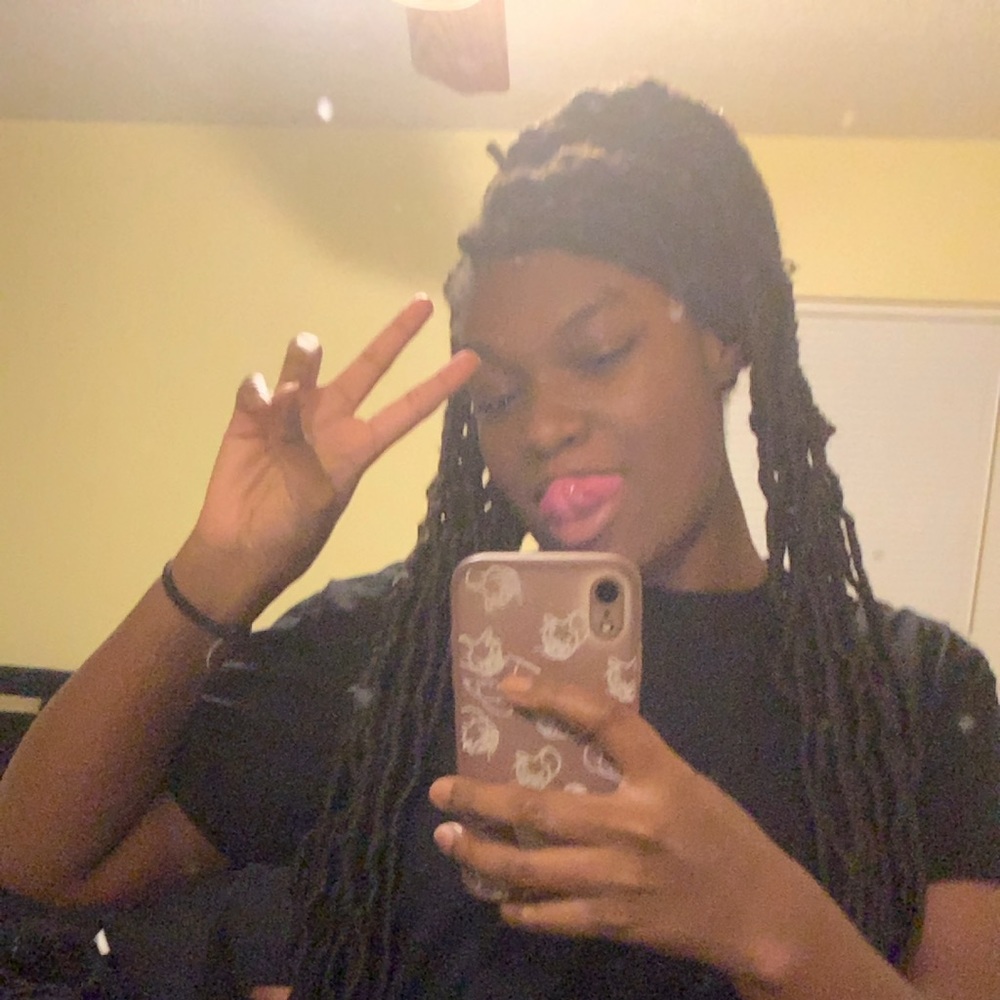 Meet your Posher, Nakhia